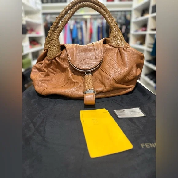 Fendi Leather Spy Vintage Brown Hobos, Handbag in EUC with cards and dust bag - Picture 3 of 16